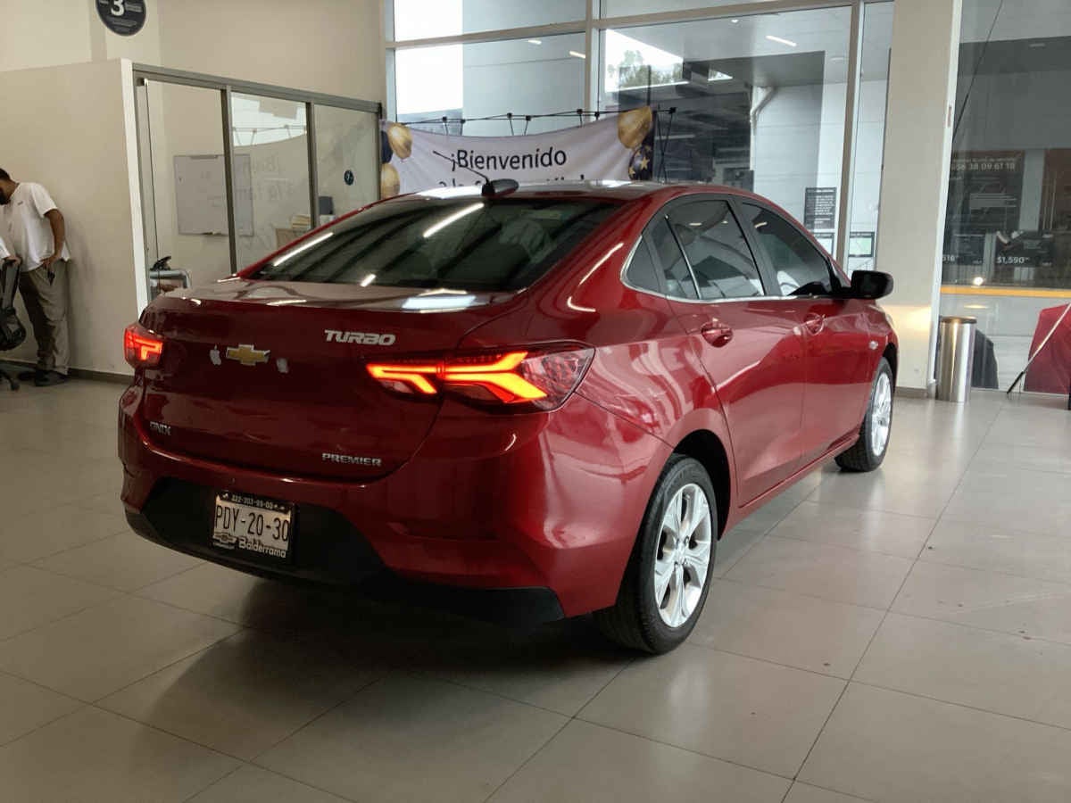 2022 Chevrolet Onix 4p Premier L L3/1.2/T Aut (G)