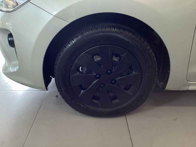 2020 Kia KIA RIO SEDAN 4p L L4/1.6 Man