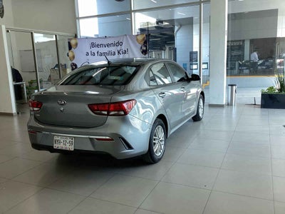 2021 Kia KIA RIO SEDAN 4p LX L4/1.6 Aut