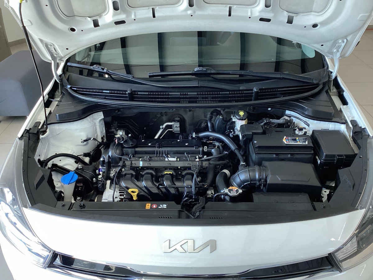 2023 Kia KIA RIO SEDAN 4p LX L4/1.6 Man