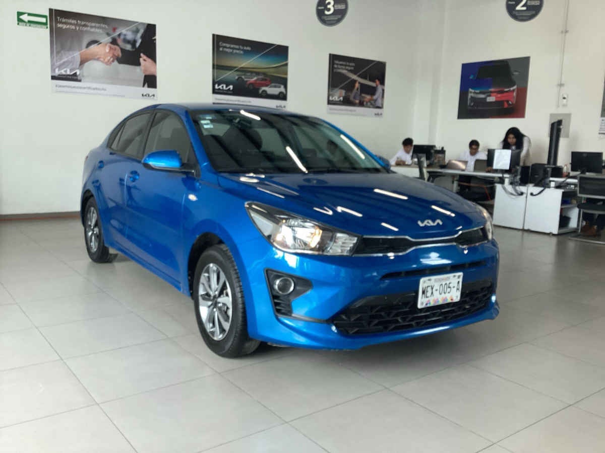2023 Kia KIA RIO SEDAN 4p LX L4/1.6 Aut