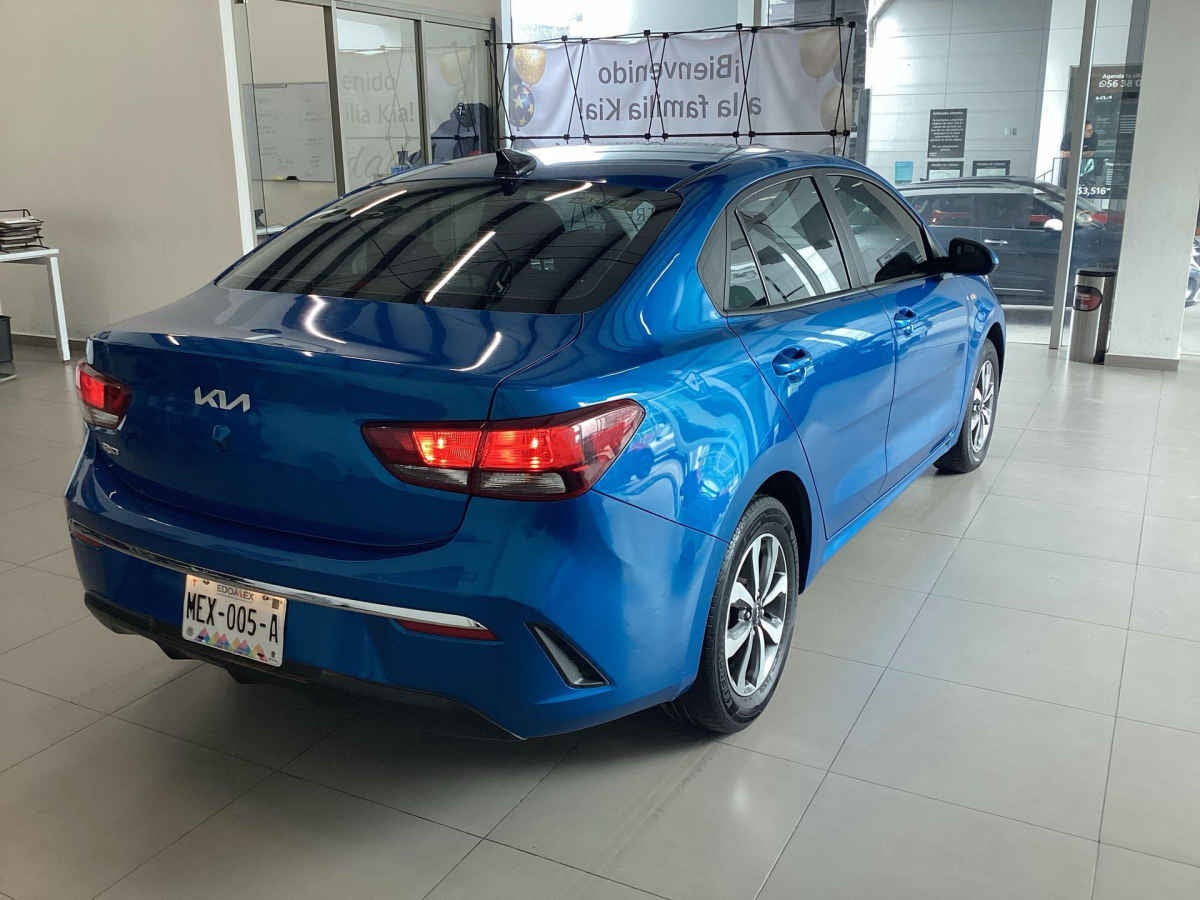 2023 Kia KIA RIO SEDAN 4p LX L4/1.6 Aut