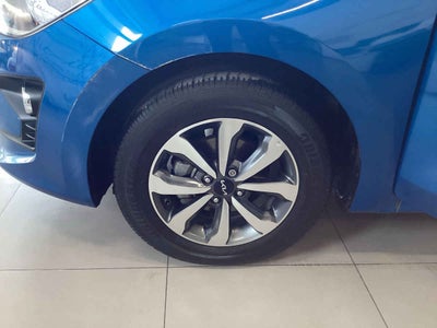 2023 Kia KIA RIO SEDAN 4p LX L4/1.6 Aut