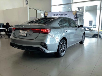 2024 Kia FORTE SEDAN 4p LX L4/2.0 Man