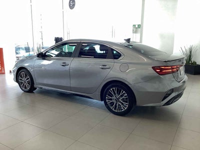 2024 Kia FORTE SEDAN 4p GT Line L4/2.0 Auto