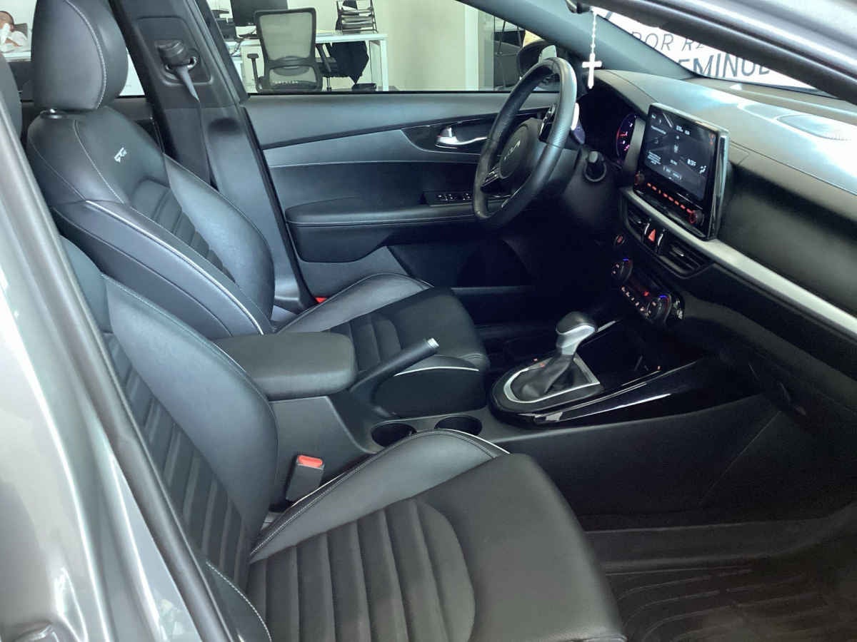 2024 Kia FORTE SEDAN 4p GT Line L4/2.0 Auto