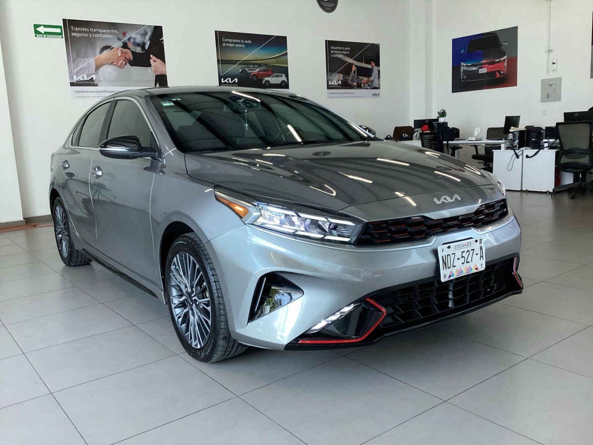 2024 Kia FORTE SEDAN 4p GT Line L4/2.0 Auto