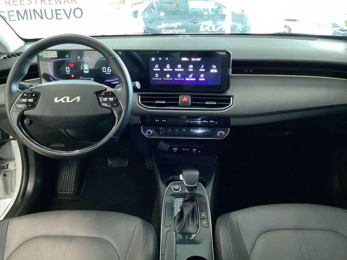 2025 Kia K3 4p EX Pack L4/1.6 Aut