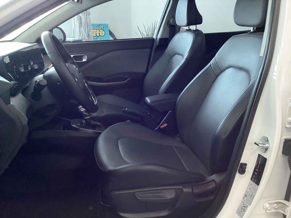 2025 Kia K3 4p EX Pack L4/1.6 Aut