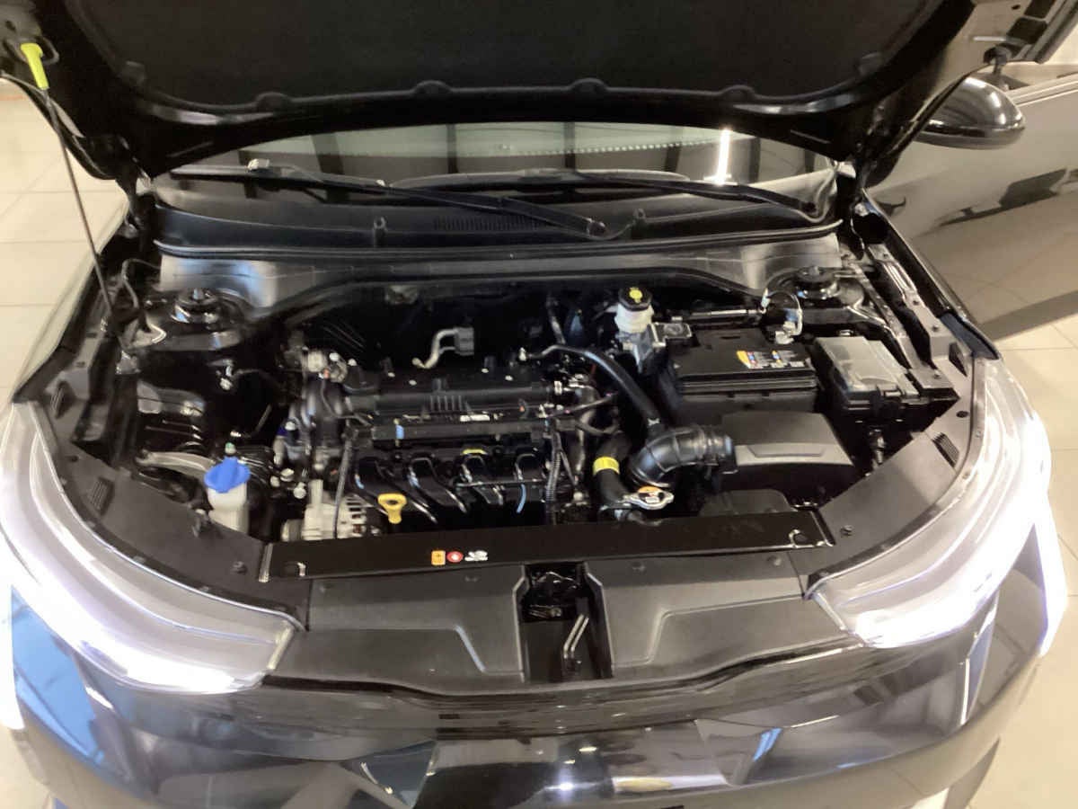 2024 Kia K3 4p EX L4/1.6 Aut