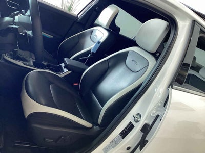 2026 Kia K4 4p GT Line L4/2.0 Aut