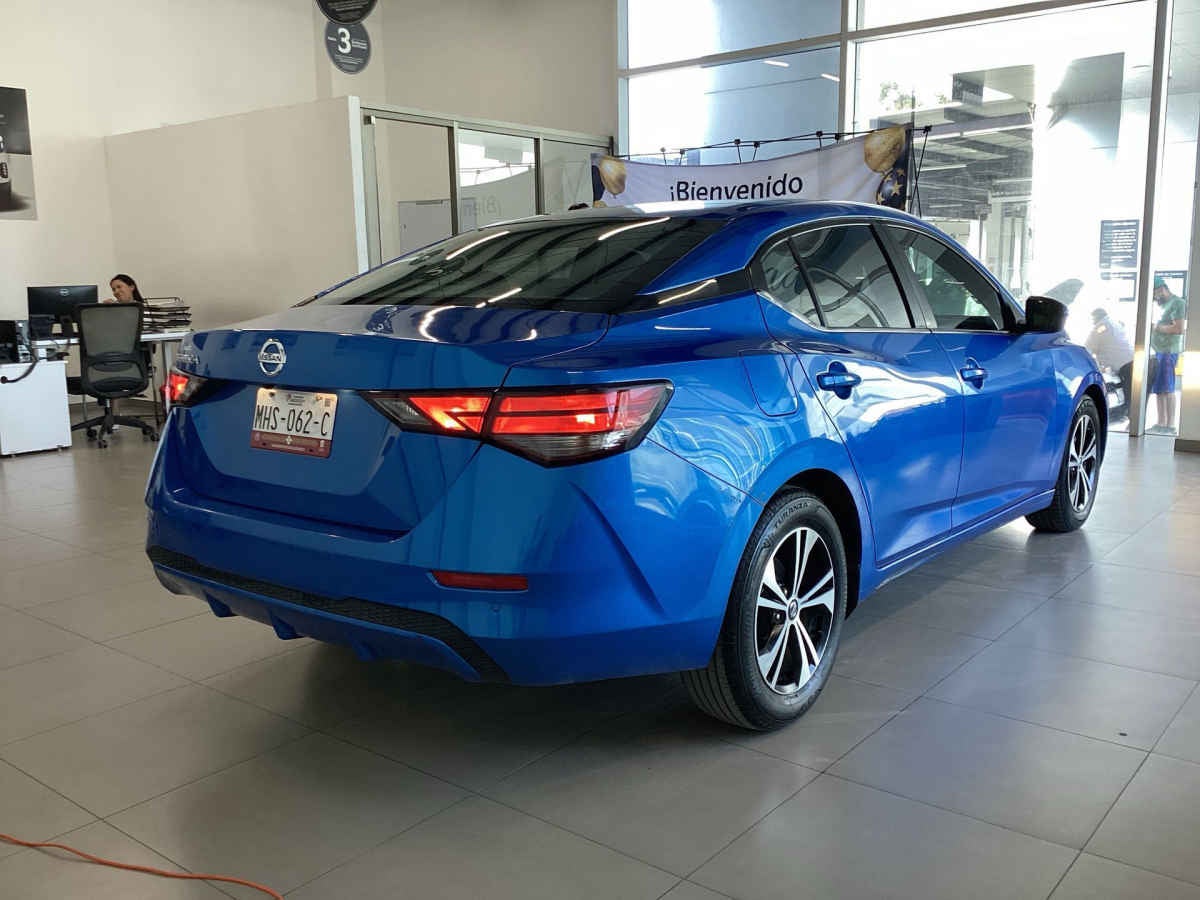 2020 Nissan Sentra 4p Advance L4/2.0 Aut