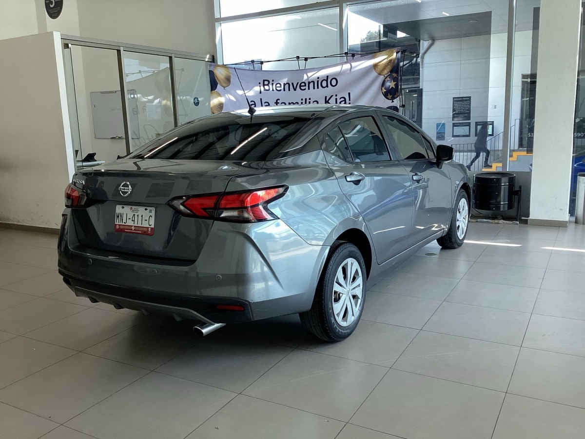 2020 Nissan Versa 4p Sense L4/1.6 Man