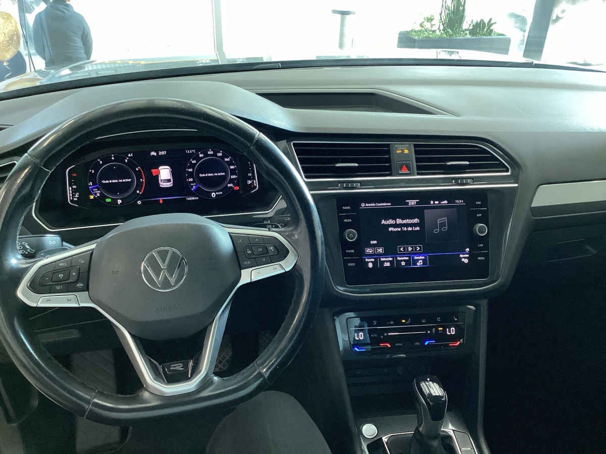 2022 Volkswagen Tiguan 5p R-Line L4/1.4/T Aut