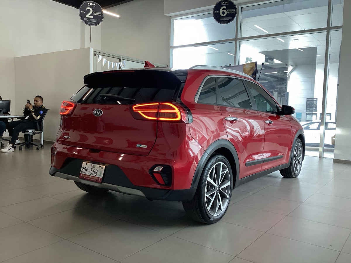 2021 Kia Niro 5p EX L4/1.6 Hibrido Aut