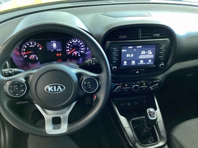 2020 Kia Soul 5p LX  1.6l  121 HP  TM6  RA-16"