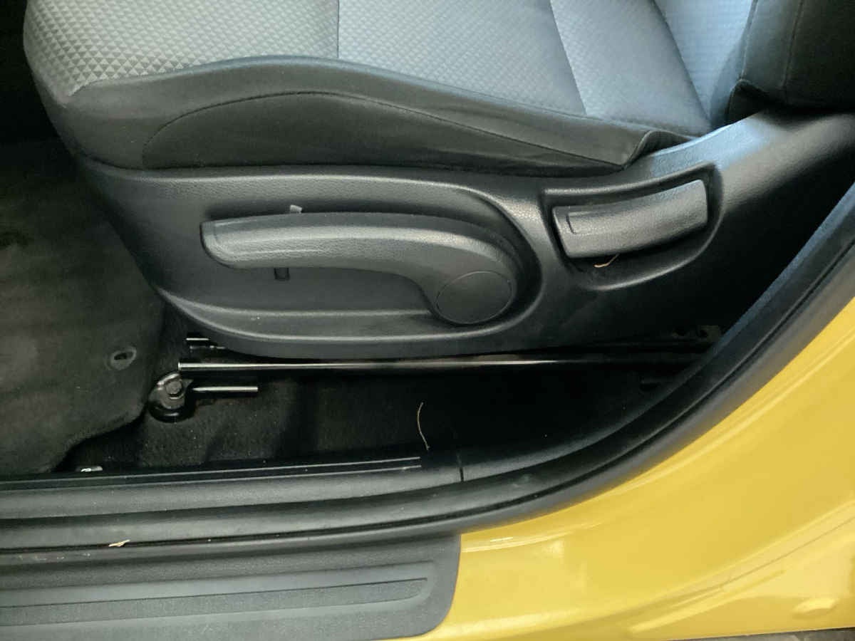 2020 Kia Soul 5p LX  1.6l  121 HP  TM6  RA-16"