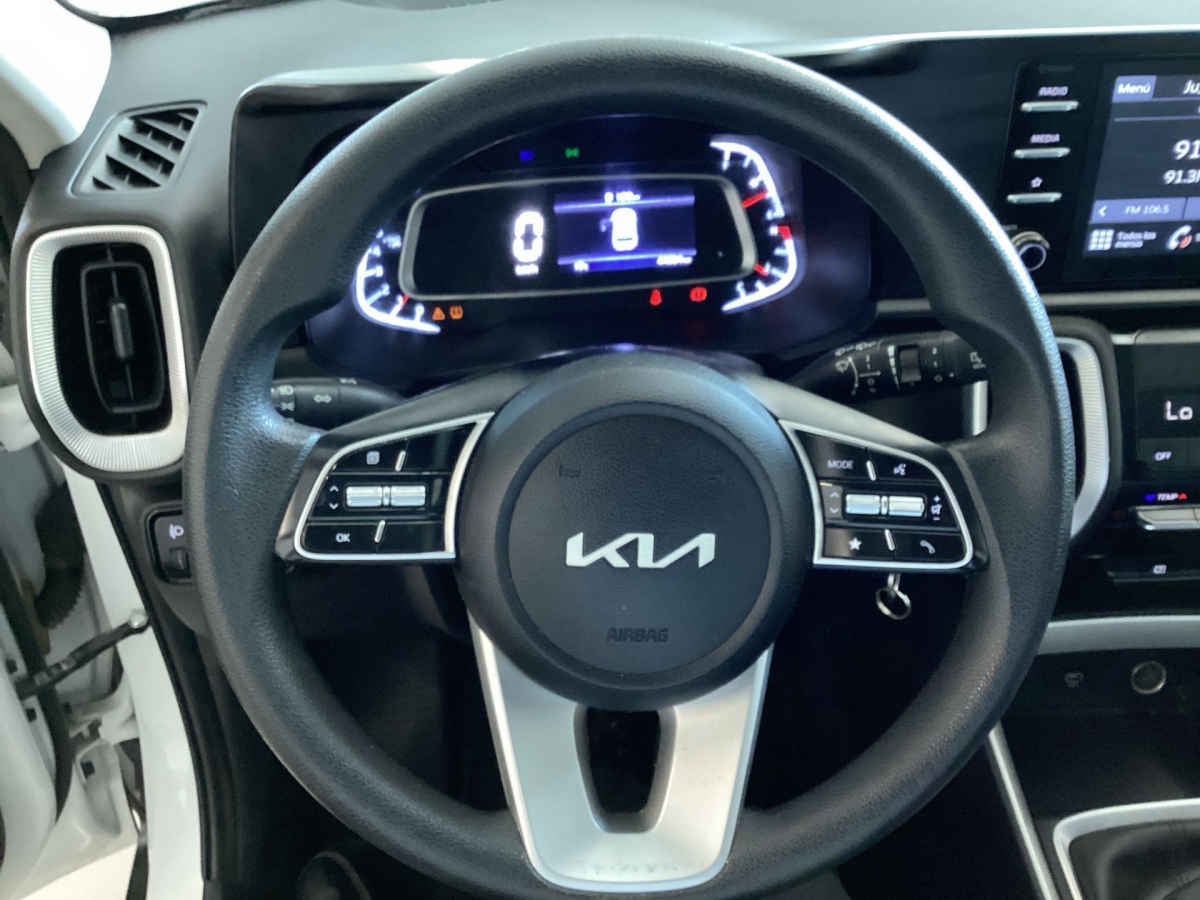 2024 Kia Sonet 5p LX L4/1.5 Man