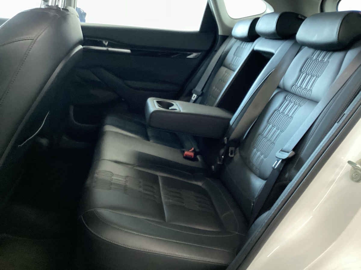 2024 Kia SELTOS 5p SXL L4/1.4/T Aut