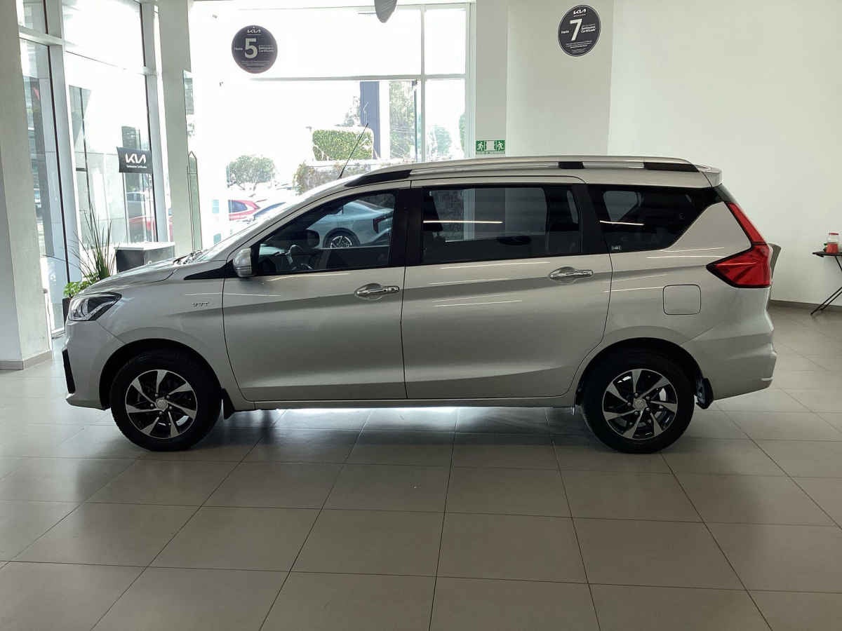 2022 Suzuki ERTIGA GLX