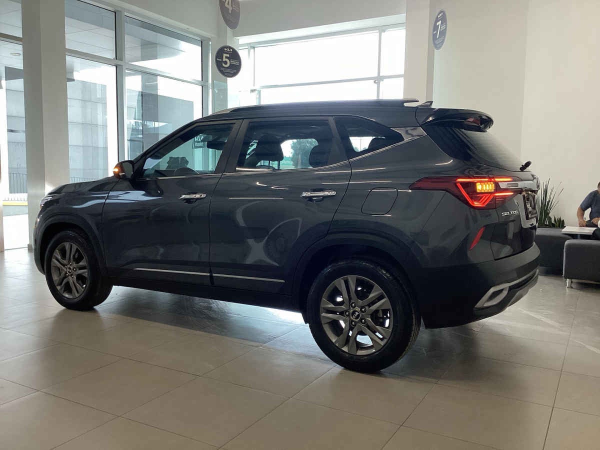 2021 Kia SELTOS 5p SX L4/1.6 Aut