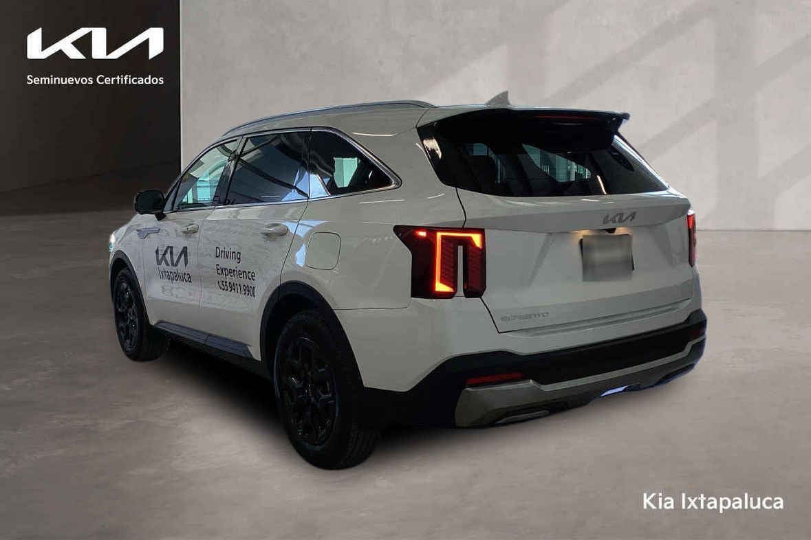 2026 Kia Sorento 5p SXL L4/2.5/T Aut
