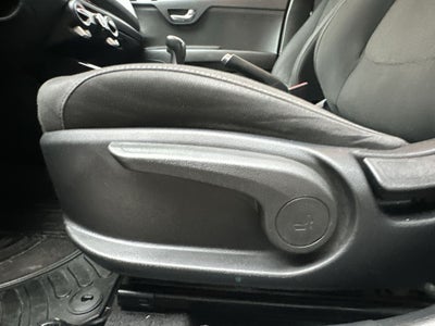 2022 Kia Rio 1.6 Sedan LX Mt