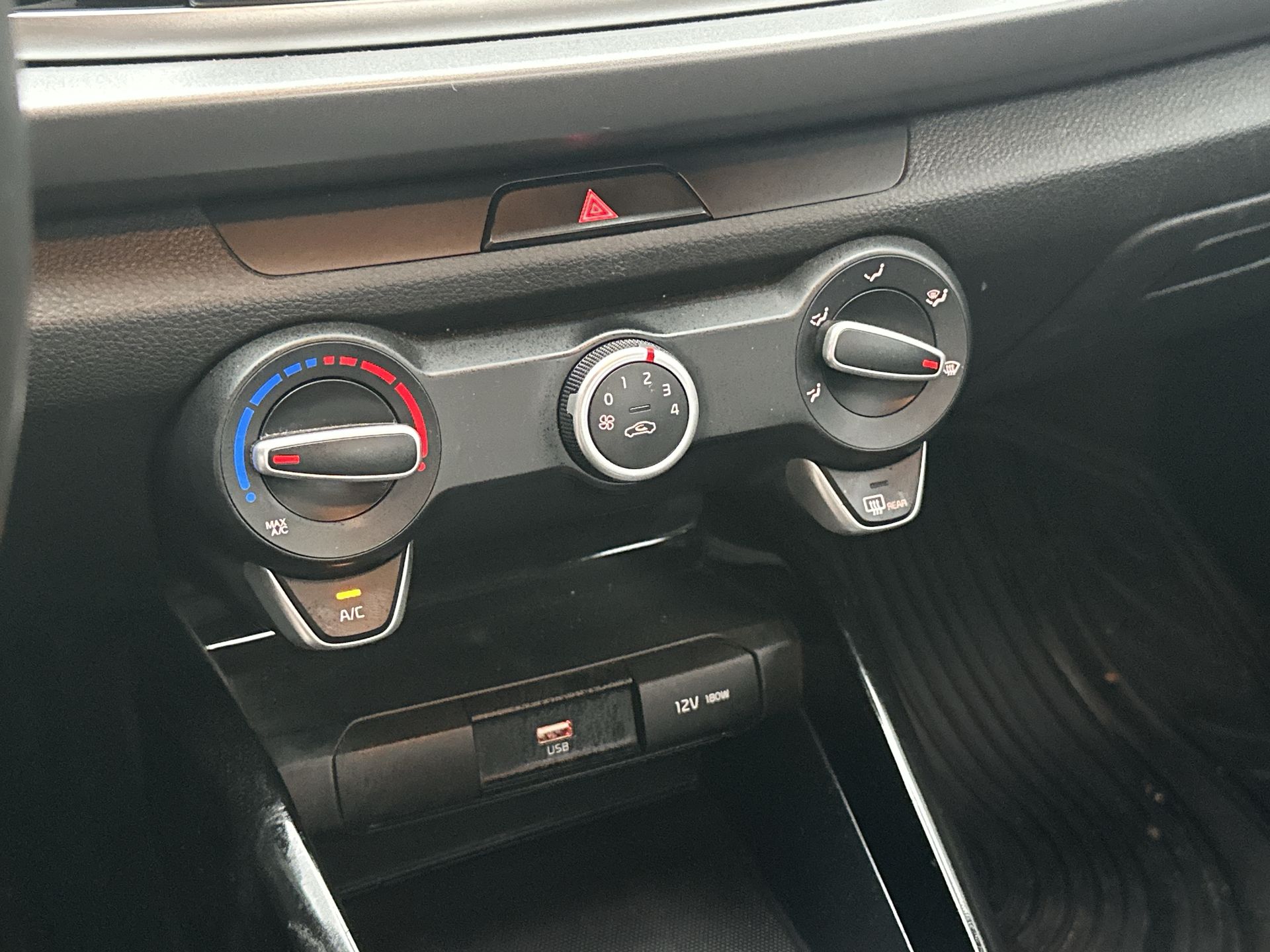 2022 Kia Rio 1.6 Sedan LX Mt