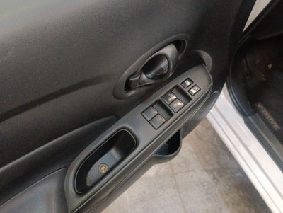 2023 Nissan V-Drive 1.6 A/C  Mt