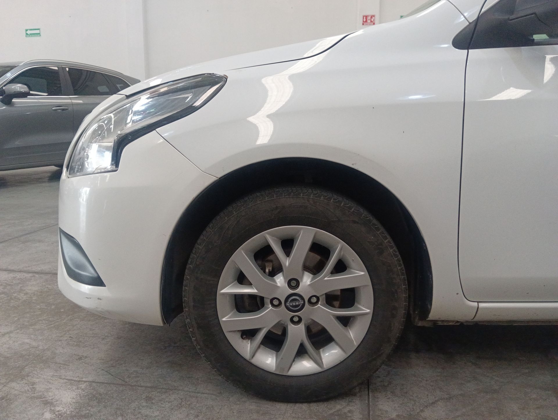 2023 Nissan V-Drive 1.6 A/C  Mt