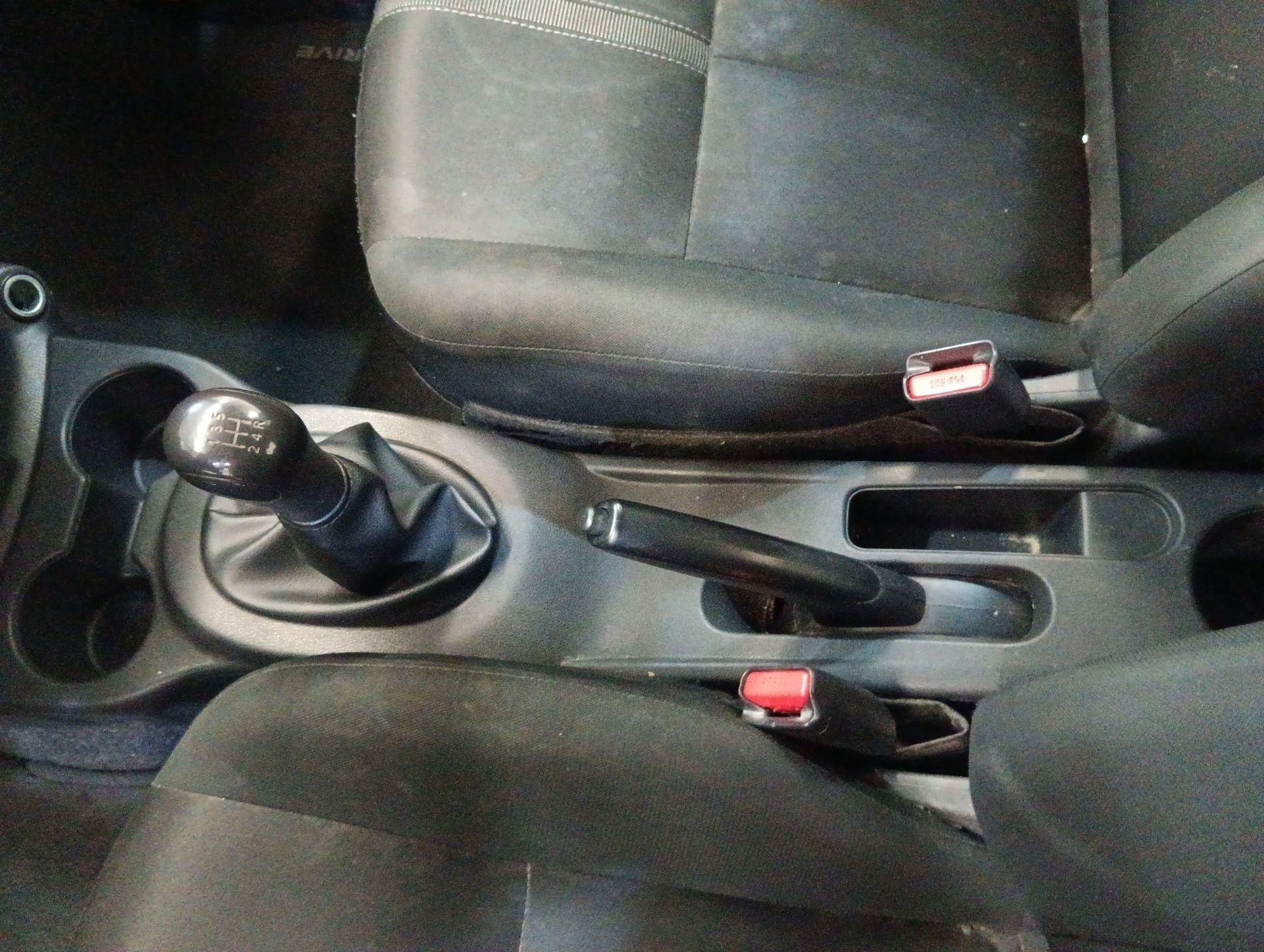 2023 Nissan V-Drive 1.6 A/C  Mt