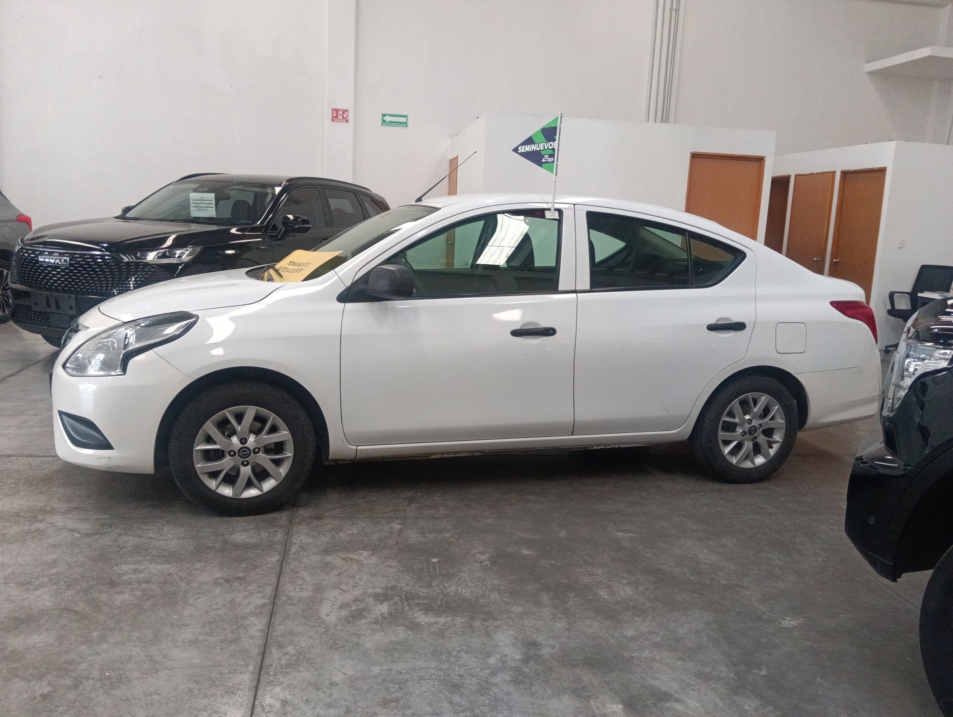 2023 Nissan V-Drive 1.6 A/C  Mt