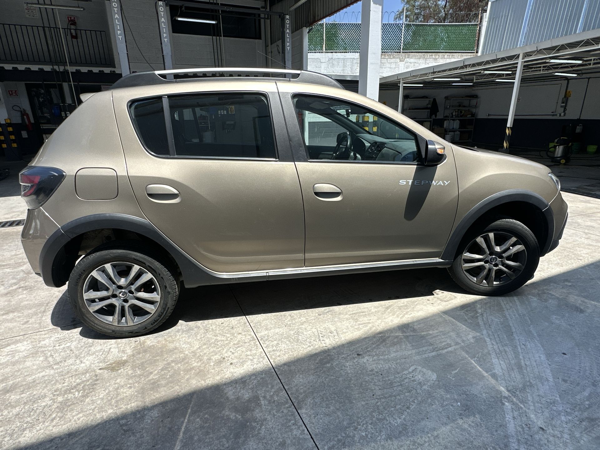 2023 Renault Stepway 1.6 Intens At