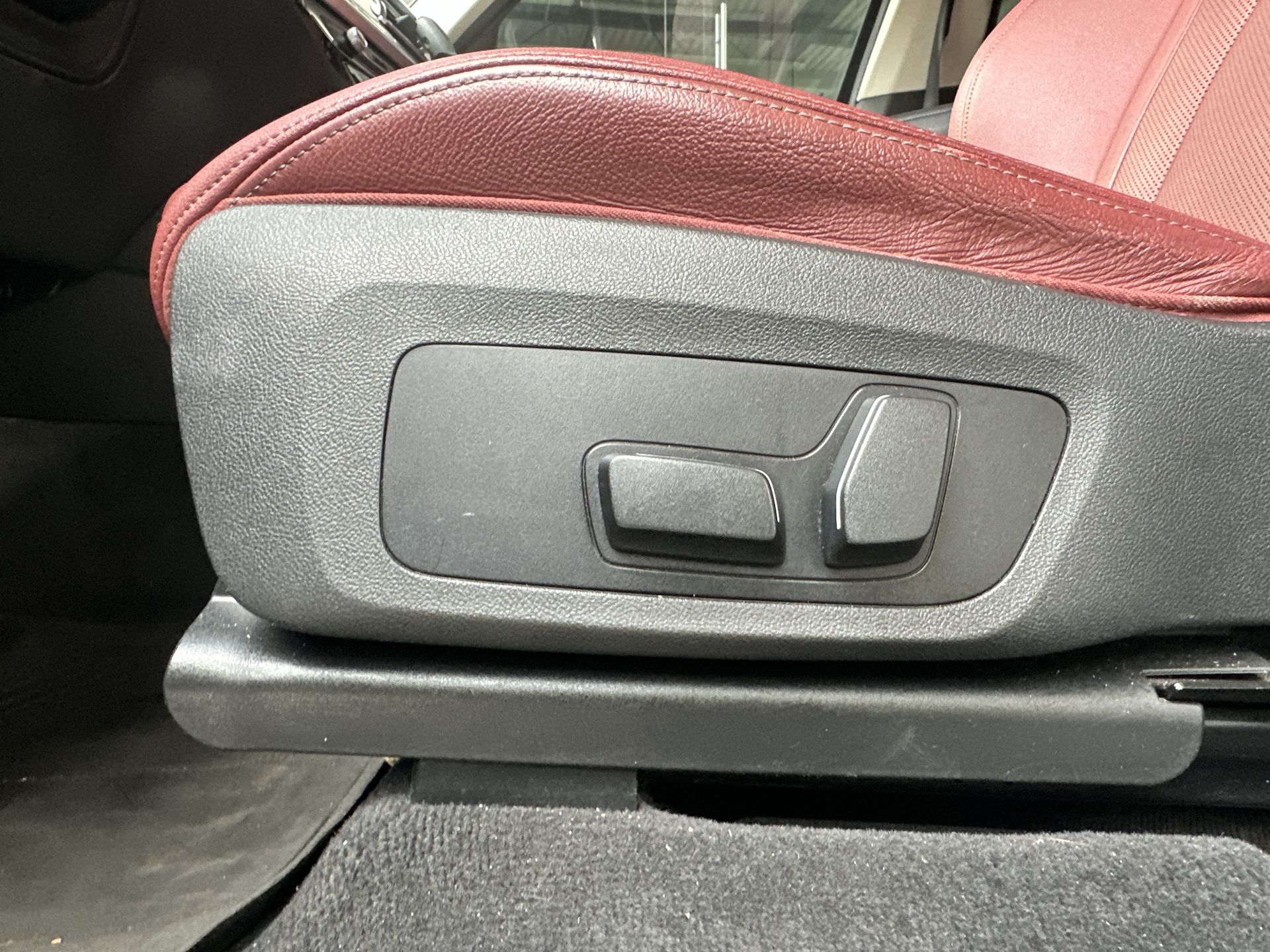 2024 BMW X3 S DRIVE 20I