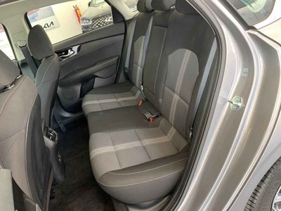 2024 Kia FORTE SEDAN 4p EX L4/2.0 Aut