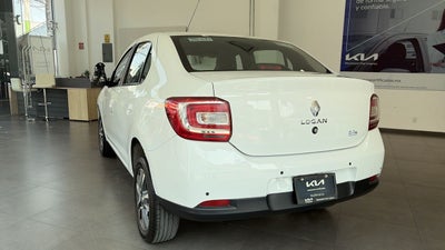 2024 Renault Logan 4p Intens L4/1.6 Aut