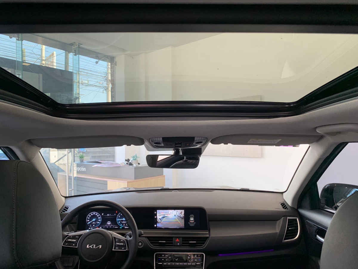 2024 Kia SELTOS 5p SXL L4/1.4/T Aut