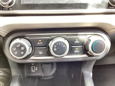 2020 Nissan Versa 1.6 Advance At