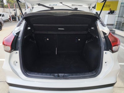 2024 Nissan Kicks KICKS PLAY ADVANCE CVT