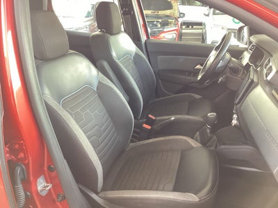 2023 Renault Duster 1.3 Iconic At