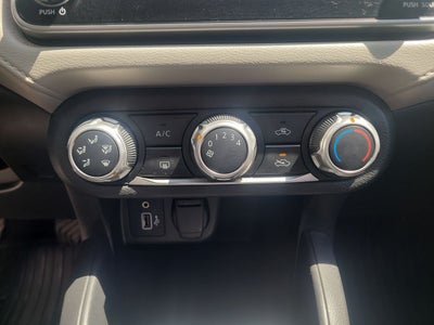 2021 Nissan Versa 1.6 Advance Mt