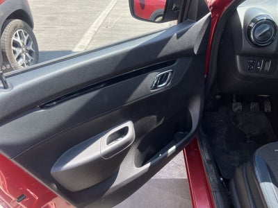 2024 Renault Kwid 1.0 Iconic Mt