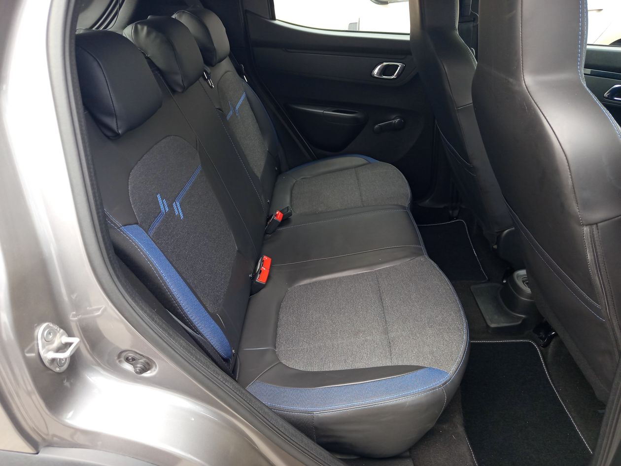2025 Renault Kwid 1.0 Iconic Mt