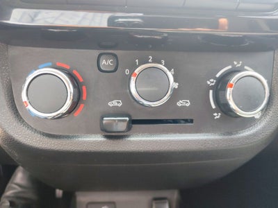2024 Renault Kwid 1.0 Outsider Mt