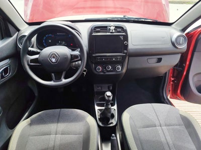 2024 Renault Kwid 1.0 Outsider Mt