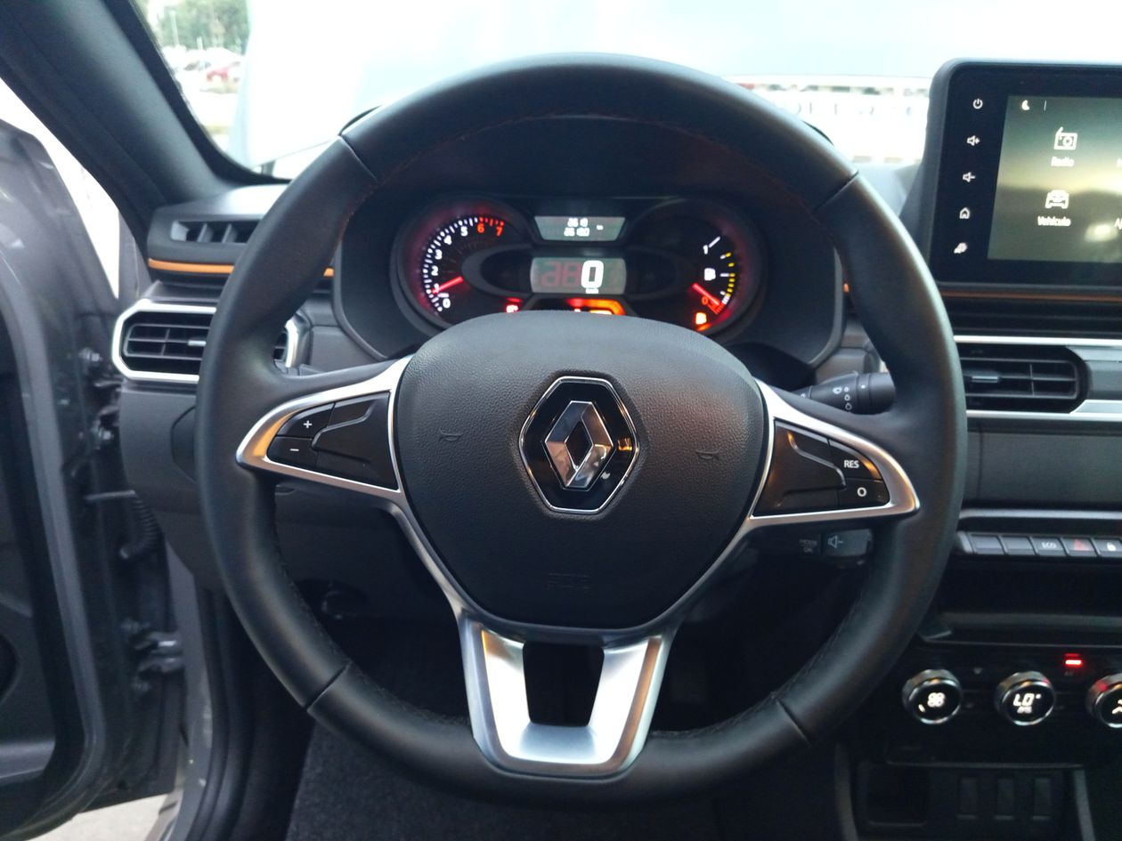 2025 Renault Oroch 1.6 Outsider Mt