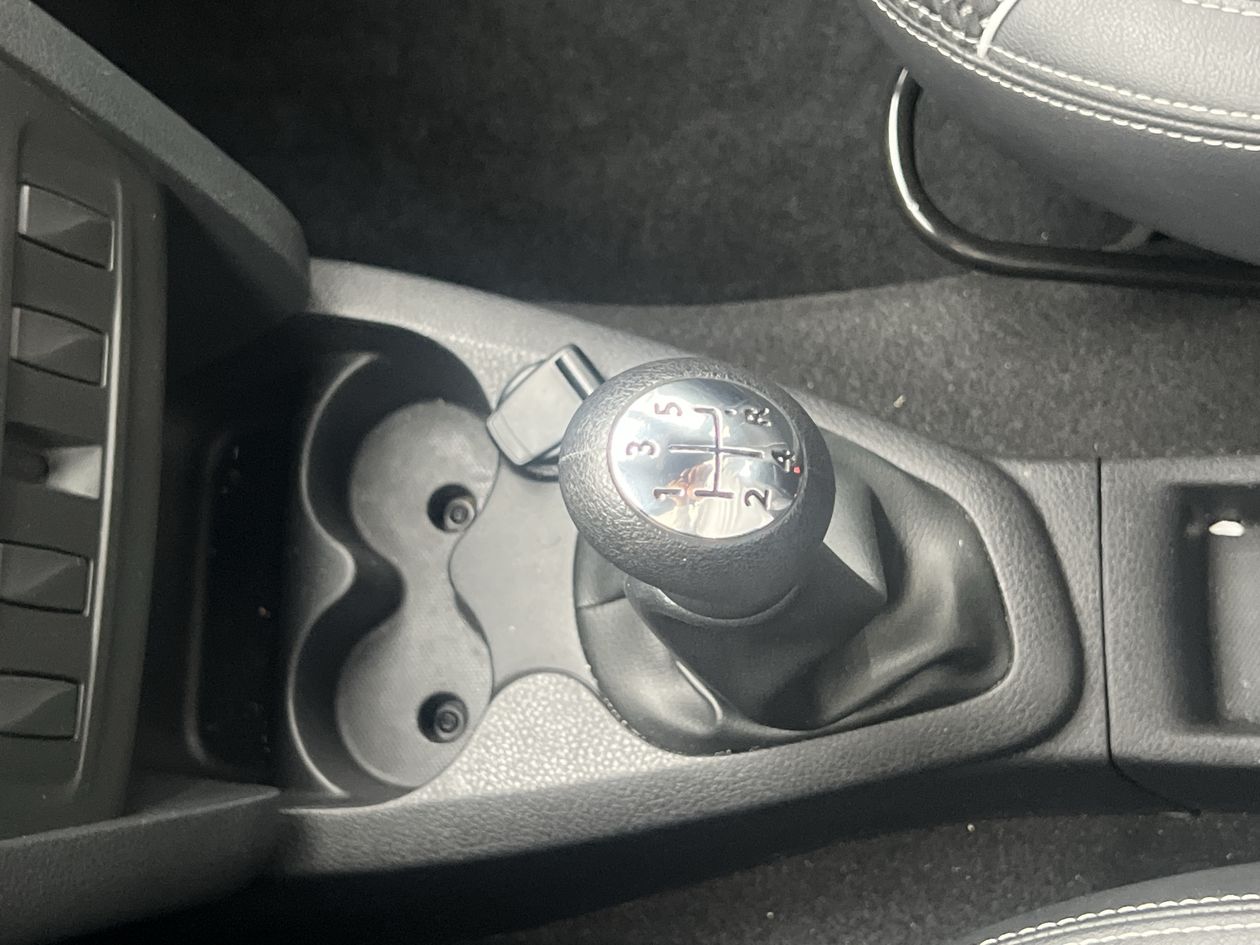 2024 Renault Logan 1.6 Intens Mt