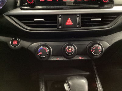 2022 Kia Forte 2.0 EX At