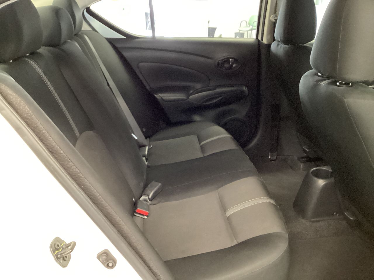 2025 Nissan V-Drive 1.6 A/C  Mt