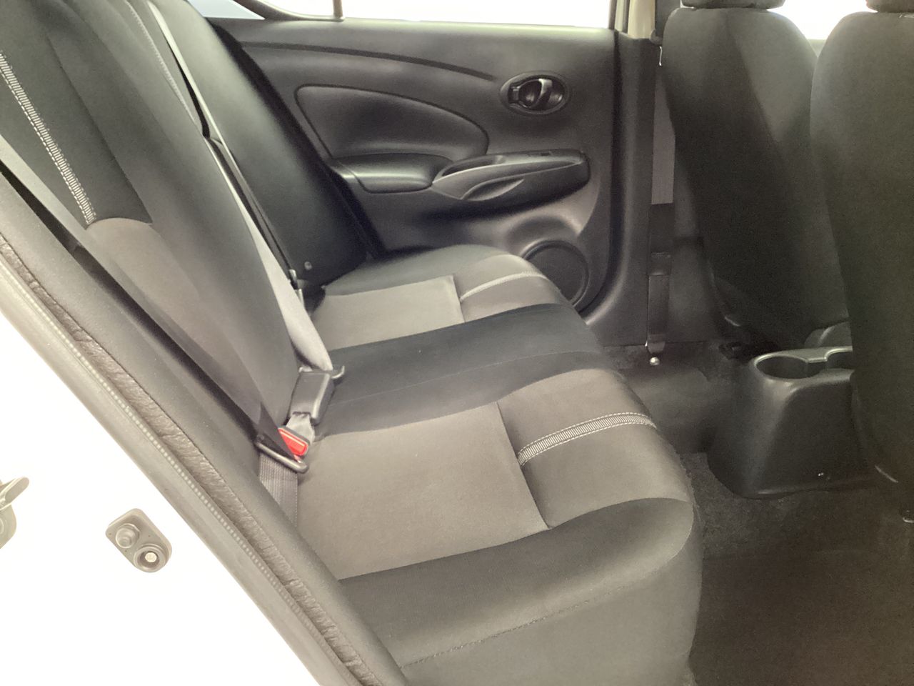 2025 Nissan V-Drive 1.6 A/C  Mt